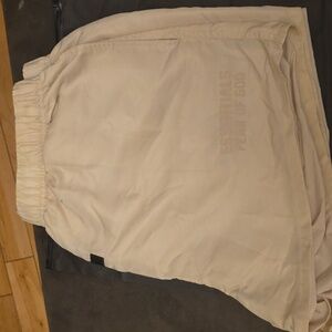 Essentials Cream Shorts